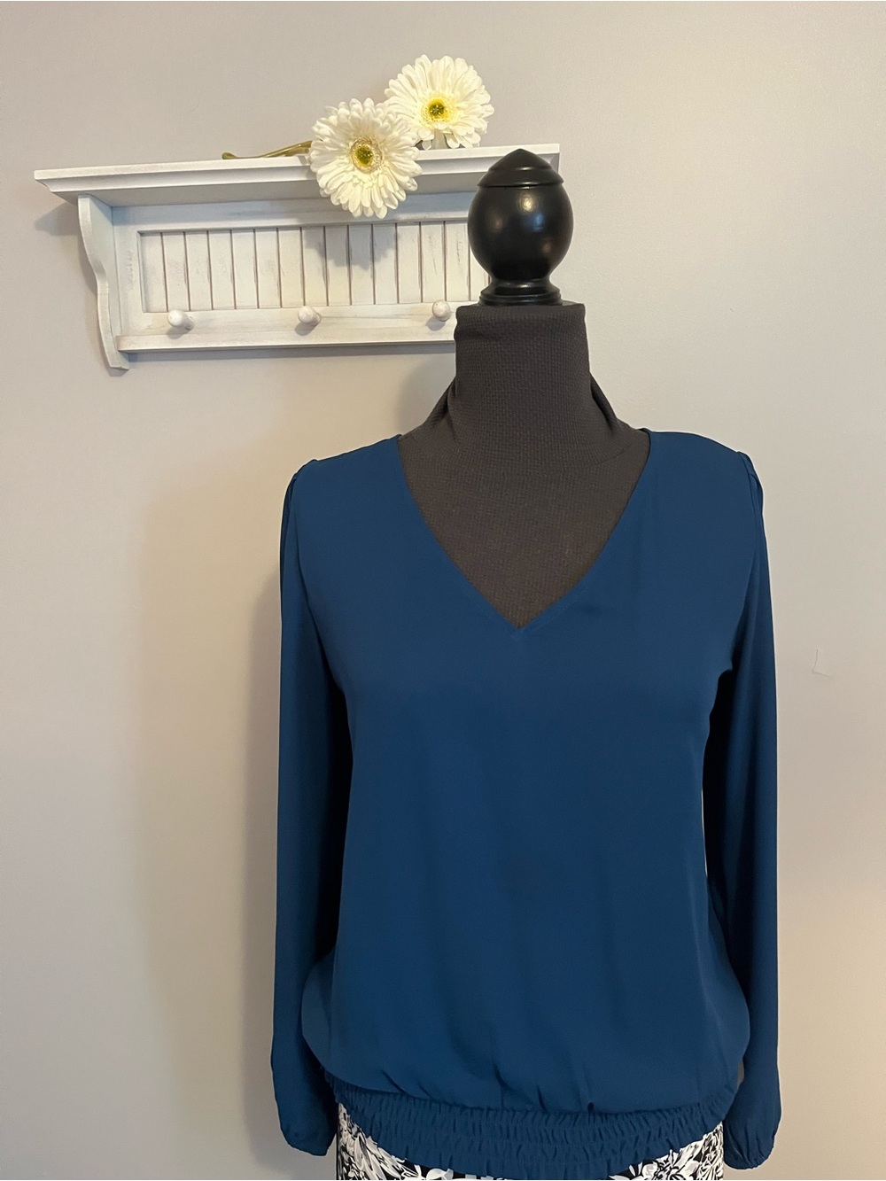 LOFT Deep Teal V-Neck Long Sleeve Blouse EUC
